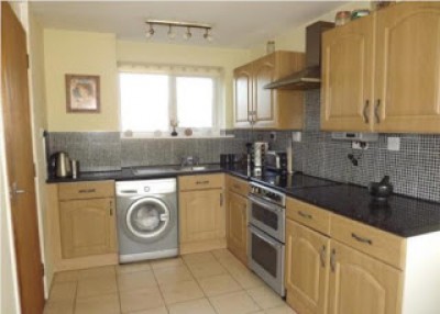 Nice affordable 2 double bed maisonette - Close to town - 7.6% yield